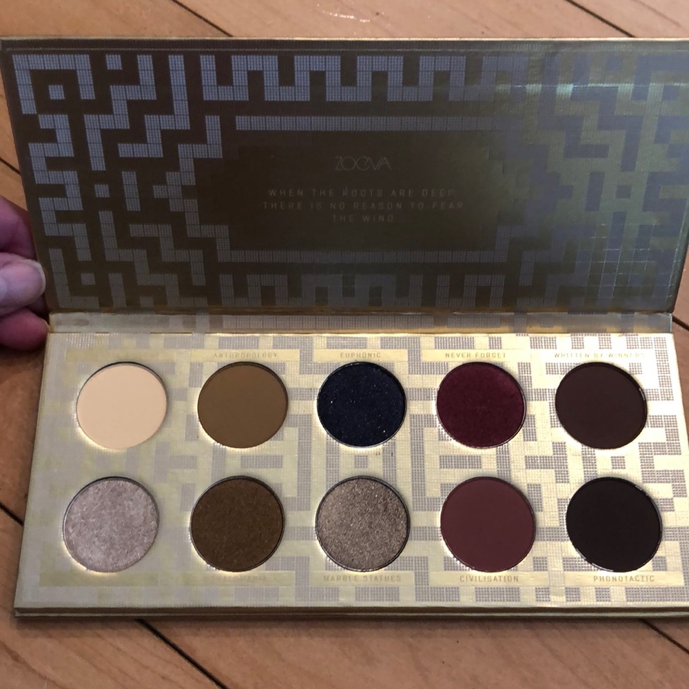 Zoeva Heritage Eyeshadow Palette